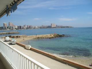 3 Bed Seafront Apartment in Alicante
