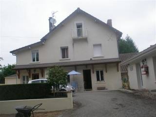 For sale - 8 rooms