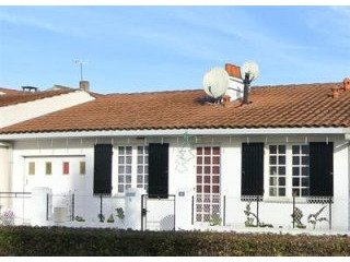 2 Bedrooms - House - Poitou-Charentes..