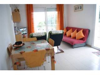 APARTMENT LOCATED 100 M FROM THE BEACH