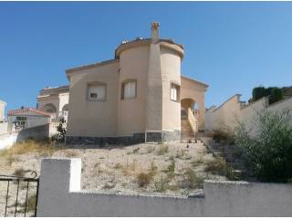 Detached key ready villa in Quesada