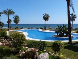 APARTMENT FOR SALE IN CALAHONDA