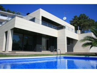 Fabulous Design House In Lloret De Mar