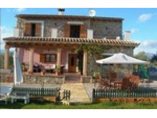 4 Bedrooms - Finca - For Sale