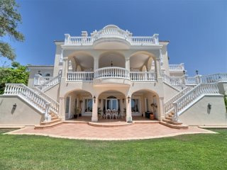 5 Bedroom Villa For Sale In Marbella..