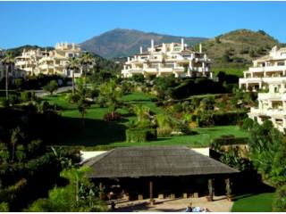 Apartment for sale in Benahavis, Malaga