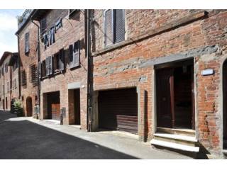 Townhouse With Large Terrace + Garage