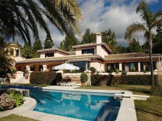 6 bedroom Detached Villa For Sale:..