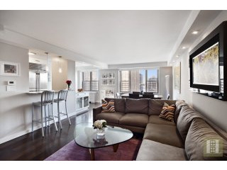 2 bedroom Apartment For Sale: 137 EAST..