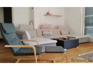 Plovanija, moderan i prostran stan na izvrsnoj lokaciji
