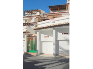 Immaculate 1 Bedroom Apartment 50ms..