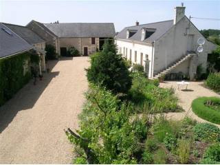 Large Character Farm House & Gite On..