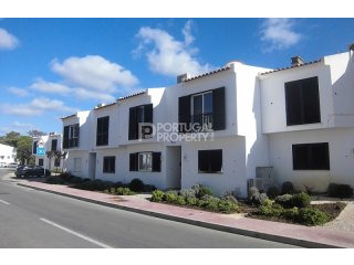 Refurbished 2 Bedroom Duplex Apartment..