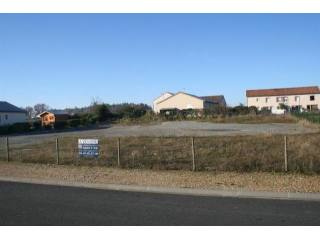 Off-Plan For Sale: 86340 NOUAILLE..