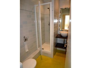 Magnificent 4 Bedroom Apartment In..