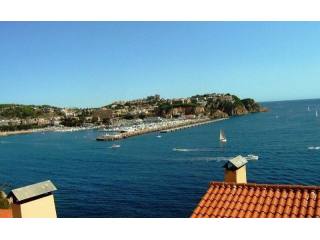 4 Bedrooms - Semi Detached House -..