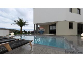 OTOK KRK-VRBNIK apartman u prizemlju sa bazenom