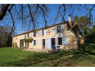 Renovated Stone House With Barn Garage..