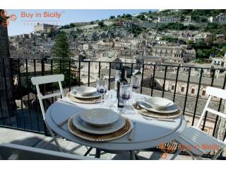 1 bedroom Apartment For Sale: Via..