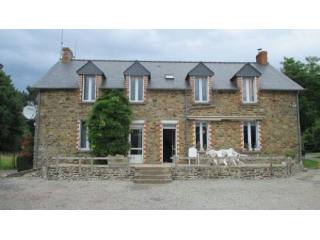 Two Houses With 3 Hectares, Much..