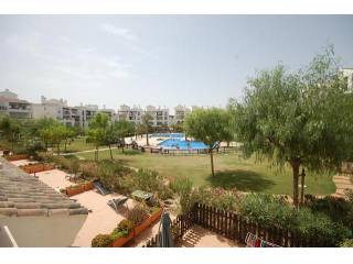 2 bedroom Apartment For Sale: 1st..