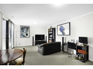 Spacious and Bright in the Arts Precinct