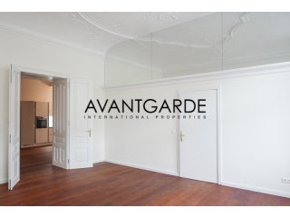 Classic Viennese apartment in..