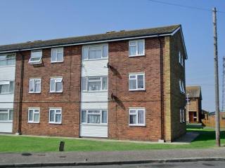 2 bedroom flat in SHEERNESS