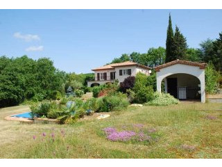 Attractive Home In An Acre With Pool Nr..