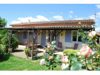 Country property with beautiful garden