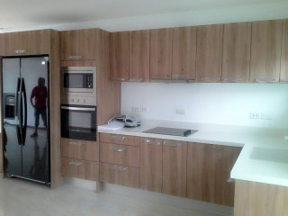 Pool View 3-Bedroom Townhouse near..
