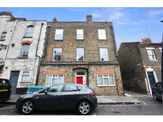 Property - London - For Sale