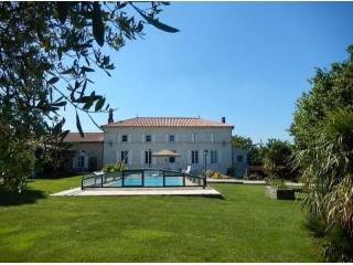 4 bedroom Character For Sale: 17430..