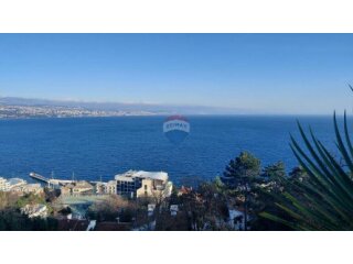 Opatija - luksuzni stan s vlastitim bazenom i panoramskim po