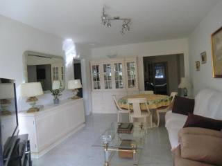 Modern, close to the beach