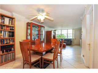 1 bedroom Flat For Sale: 6770 Indian..