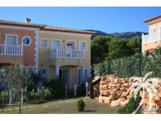 Terraced house in a new development situated in a quiet..