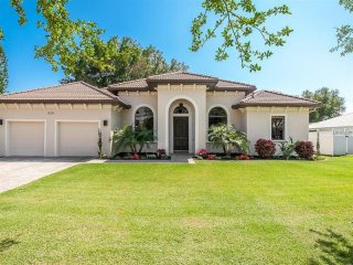 3 bedroom House For Sale: 629 Valencia..