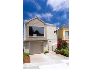 2 bedroom House For Sale: 330 Foote..
