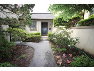 2 bedroom Condominium For Sale: Somers..