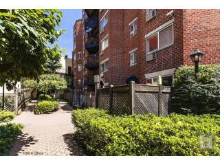1 bedroom Apartment For Sale: 6120 71..