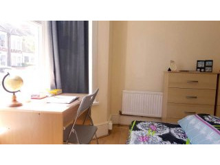 Double room, Zone 3, Leyton (share or..