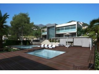 Lyxvilla i Calpe med garage för 10 bilar