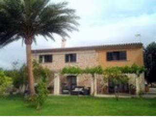 5 Bedrooms - Finca - For Sale