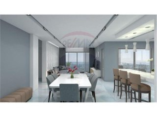 Condo/Apartment - For Sale -..