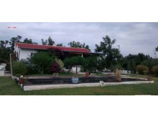 Villa - Country house of 3200m2 flat..