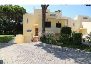 Stunning 4+1 Bed Townhouse, Private..
