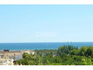 A stunning one bedroom apartment in..