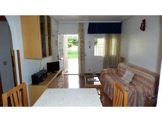 2 bedroom, 1 bathroom Apartment, (build..