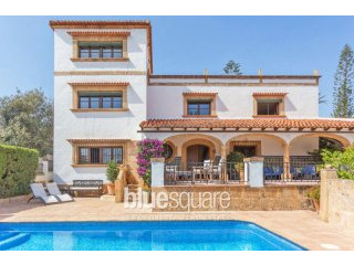 4 Bedroom Character Detached Villa Javea